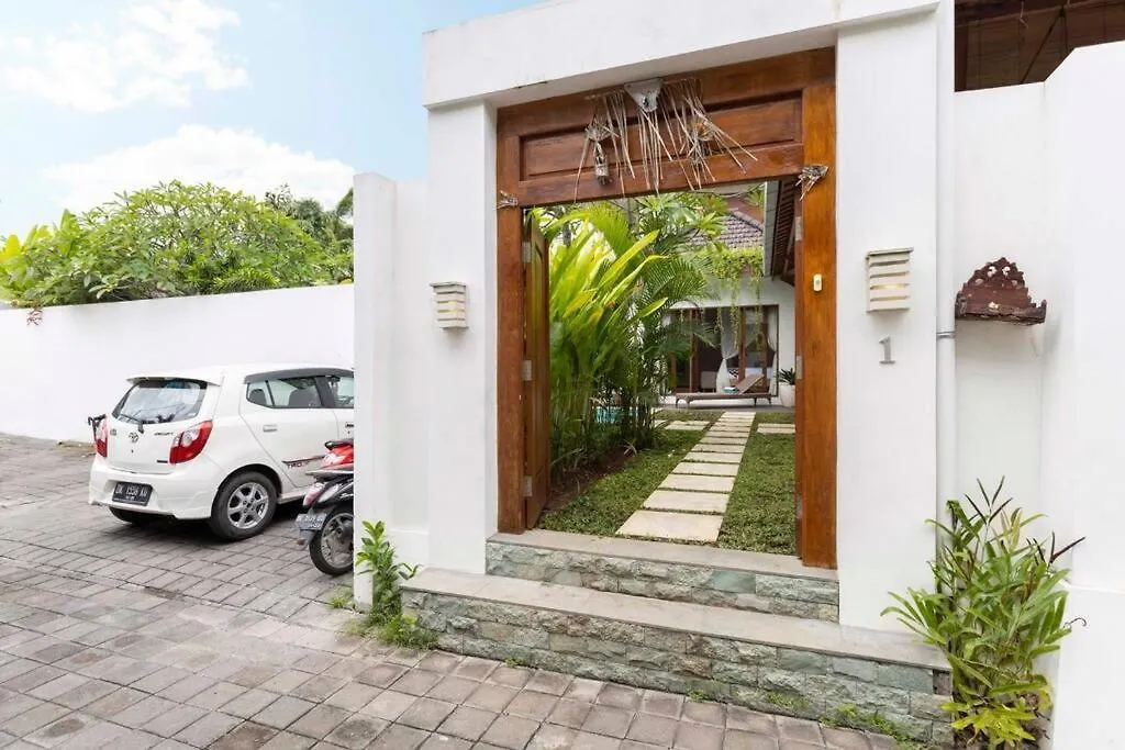Elvano Villa In Heart Of Seminyak And Near Beach  塞米亚克